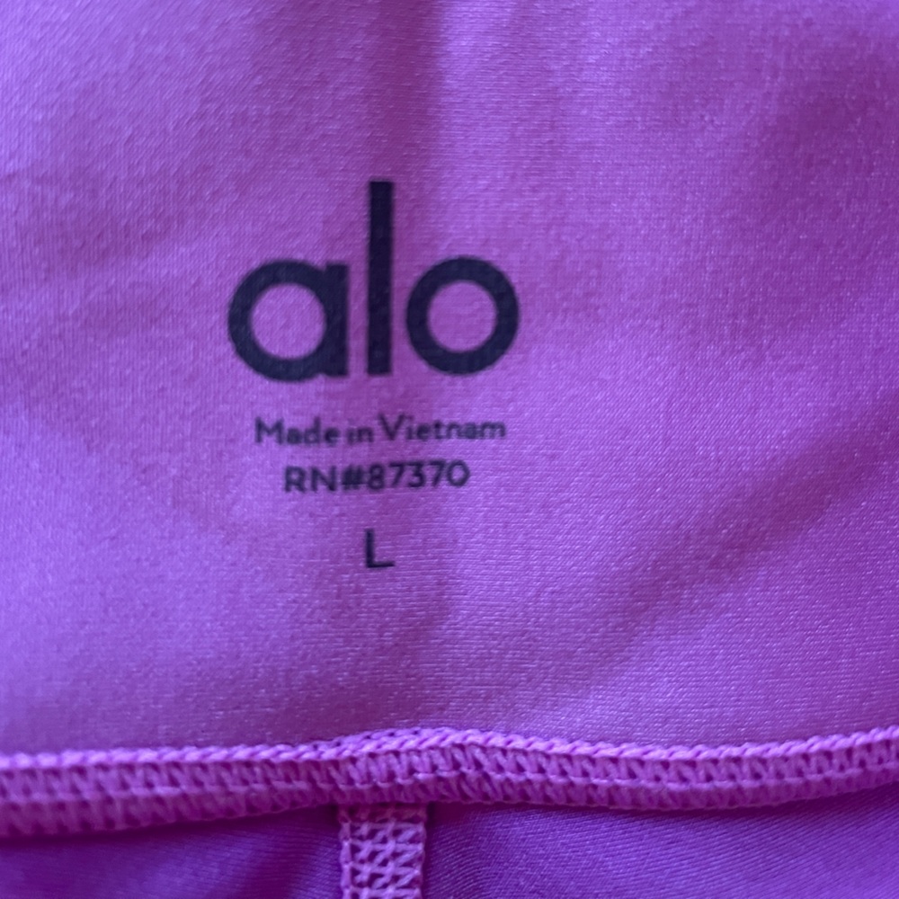 ALO YOGA - High Waist Airlift Leggings - Large - Purple